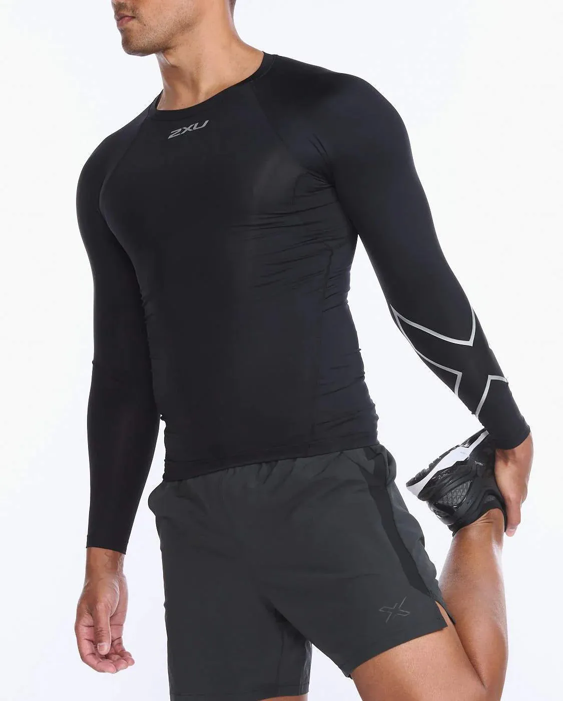 2XU Mens Core Compression Long Sleeve Top - Black/Silver