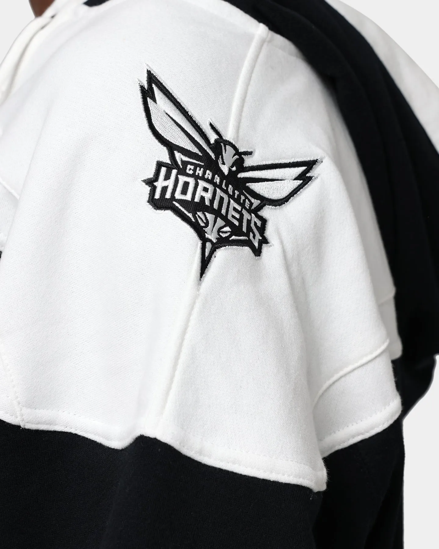 47 Brand Charlotte Hornets Superior Lacer Hoodie Jet Black