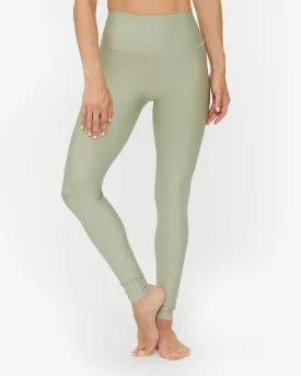 Alo Yoga High-Waist Airlift Legging