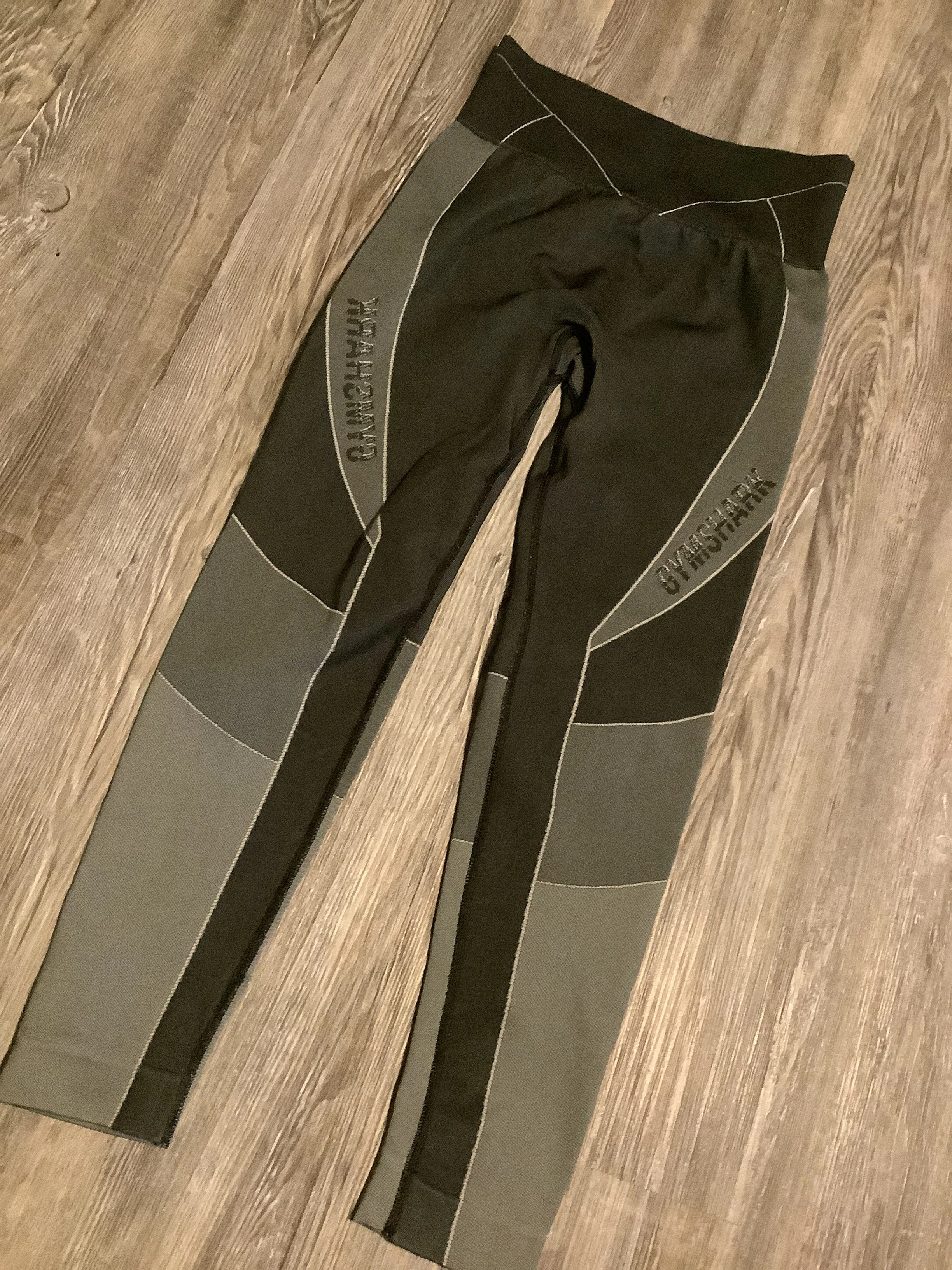 Athletic Leggings By Gym Shark In Grey, Size: S