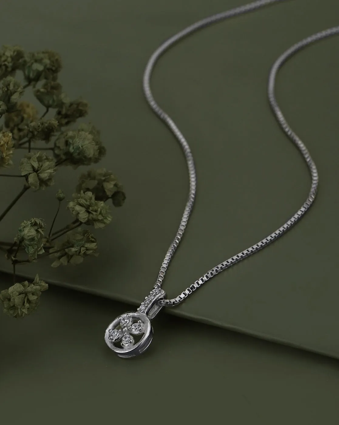 Carlton London  Rhodium Plated With Round Floral Pendant With Chain