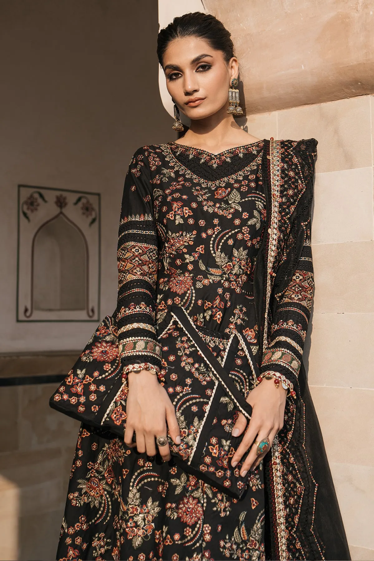 Embroidered Luxury Lawn SL24-D15