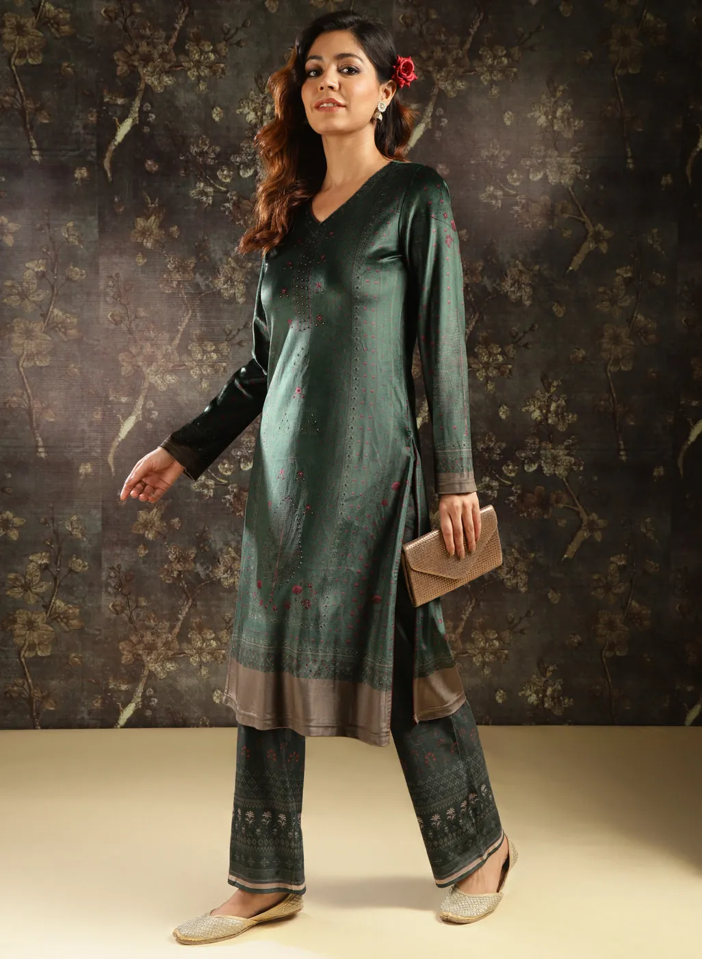 Emerald Green Printed Velvet Kurta Set with Swarovski Work