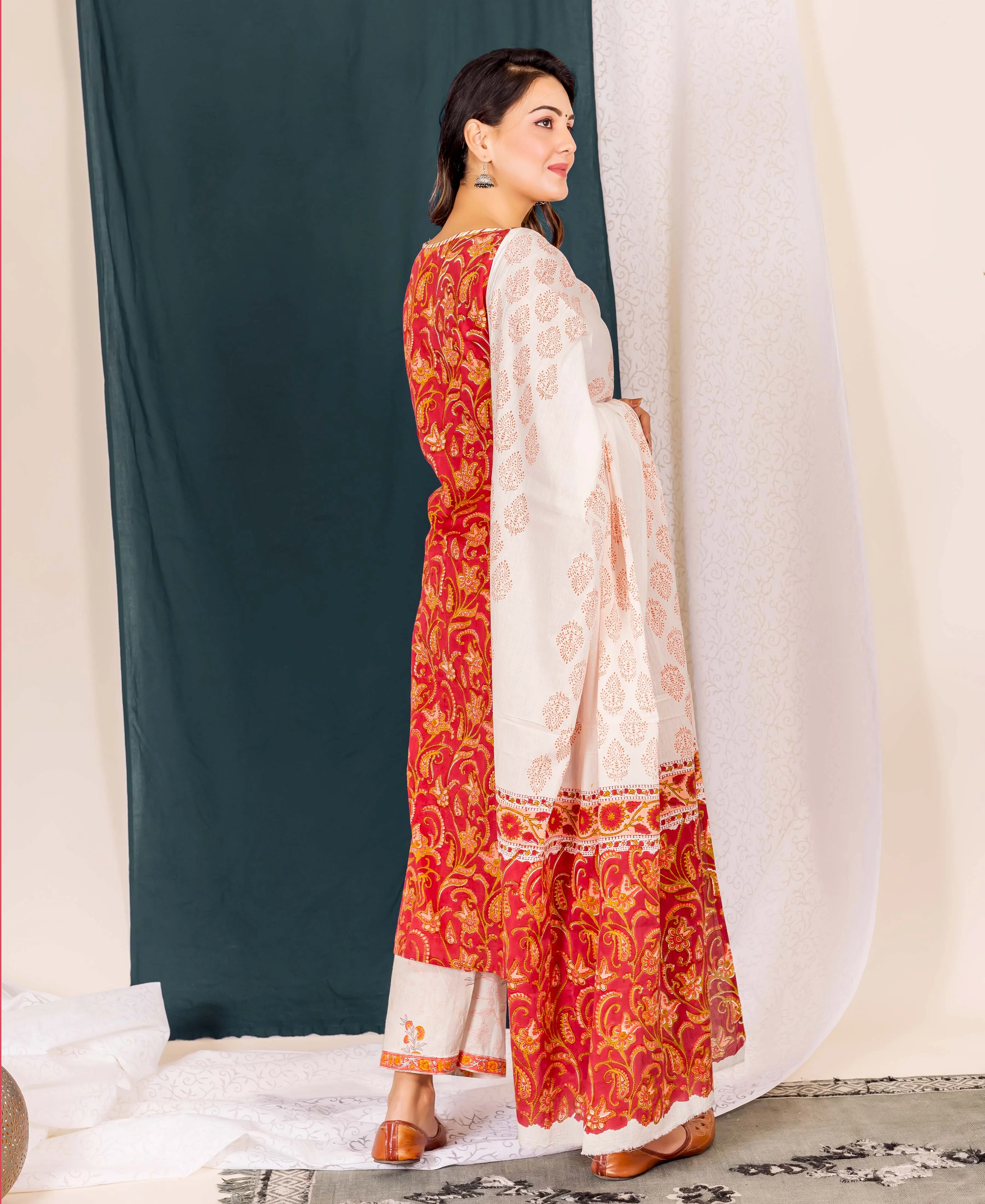 Gargi Red Jaal Printed Kurta