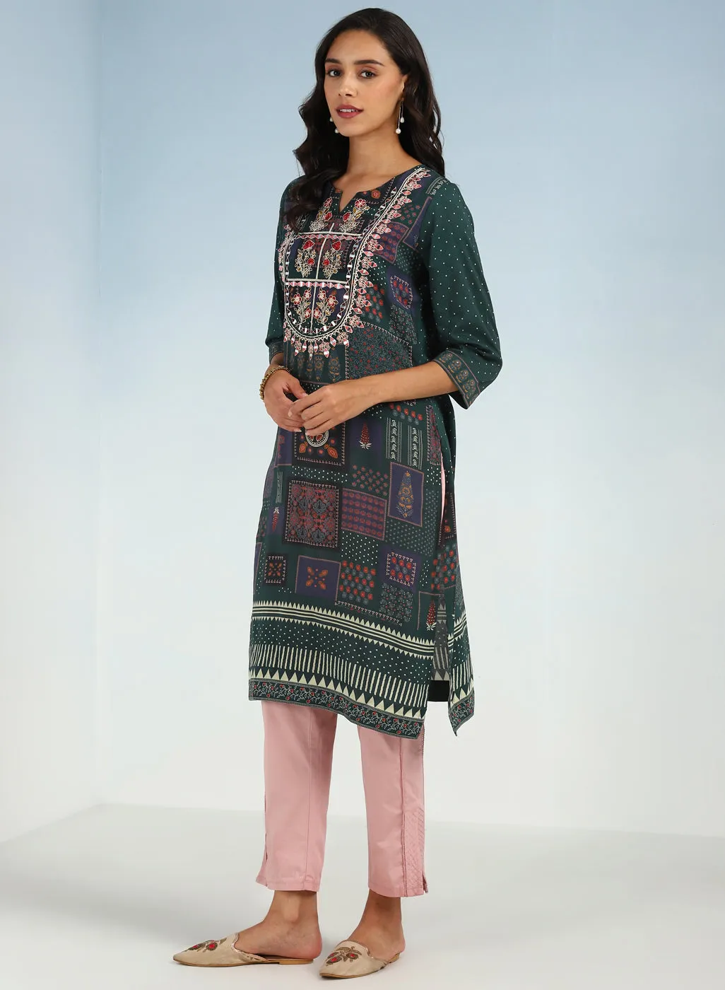 Green Printed Embroidered Kurta with Embellished Front Yoke