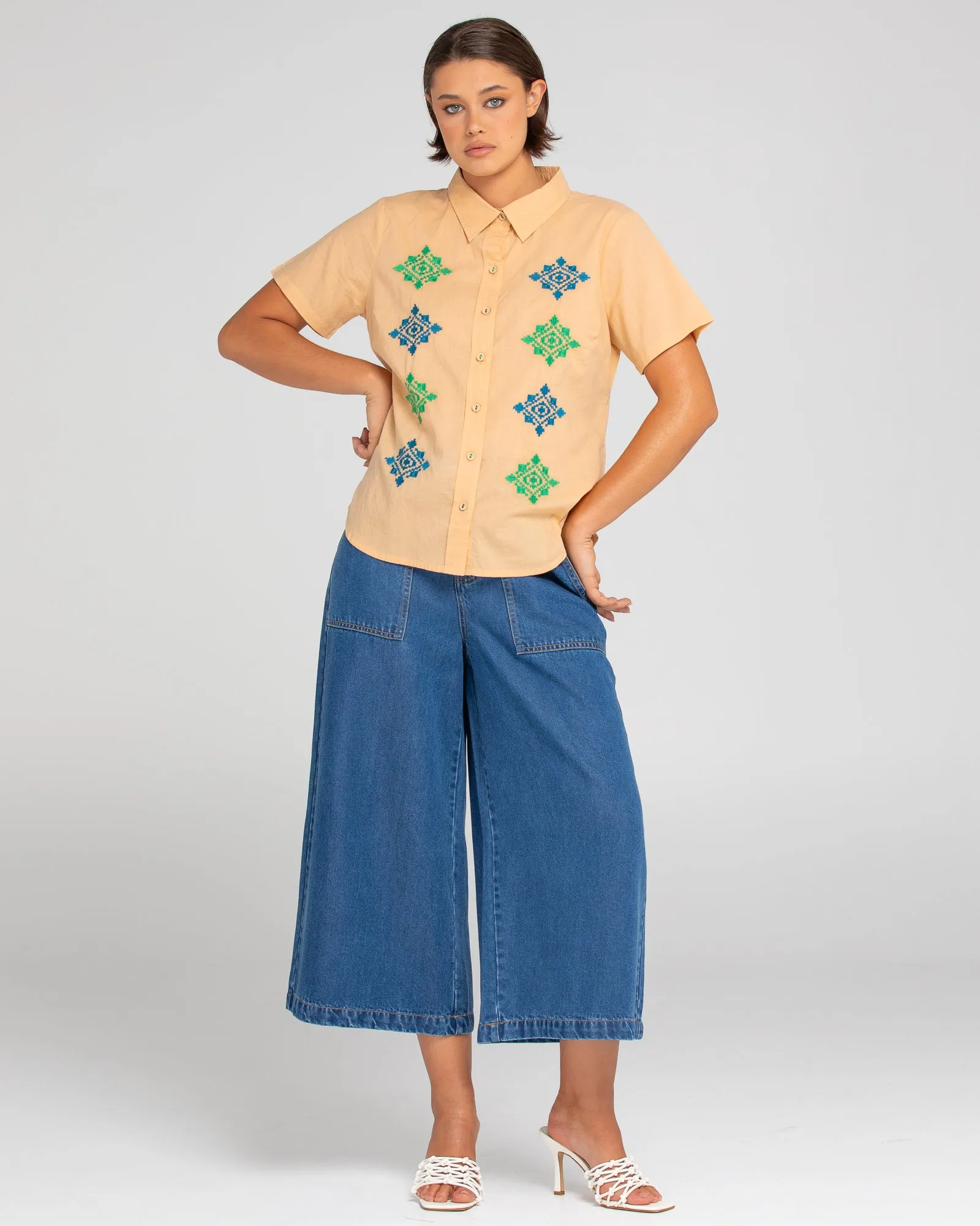 Maia Embroidered Shirt - Natural