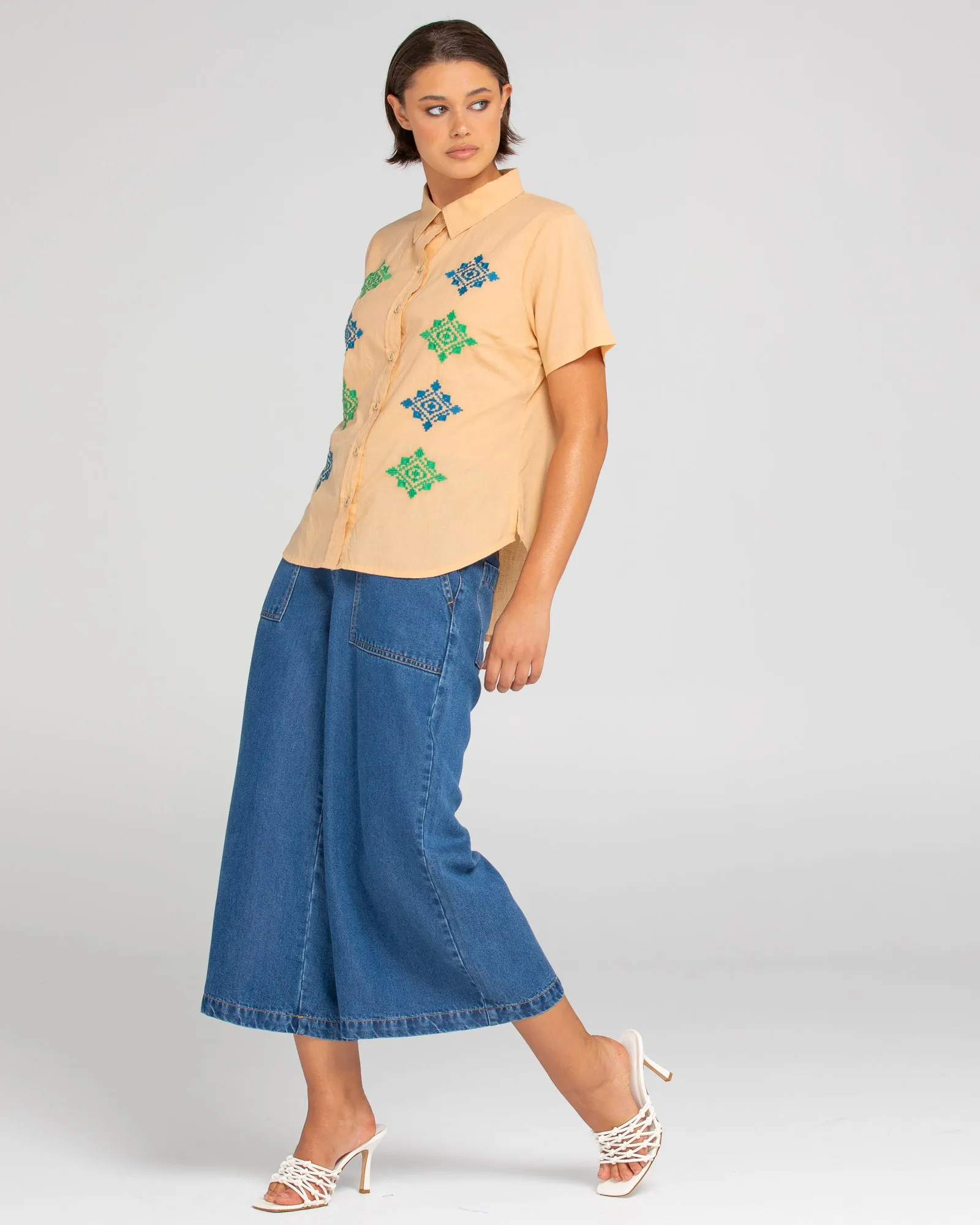 Maia Embroidered Shirt - Natural