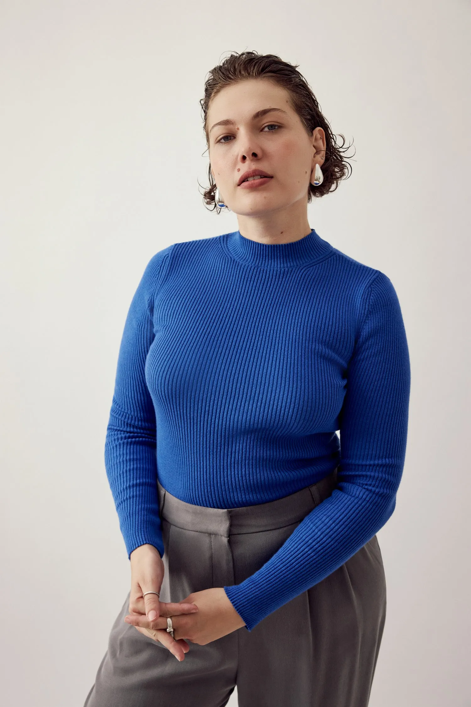 Mona Fine Knit Mock Neck Blue