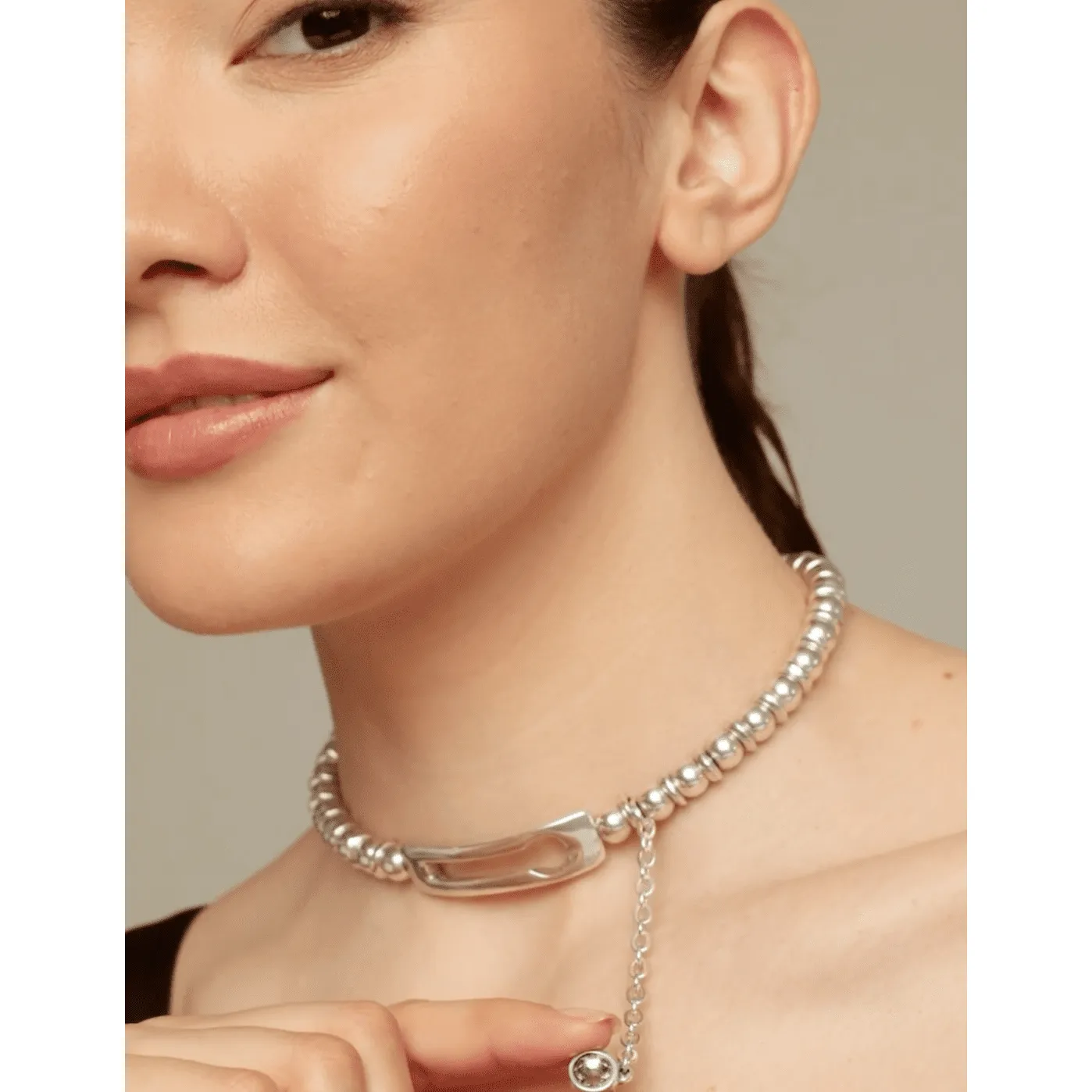 UNOde50 Silver "ON MY OWN" Link Bead Crystal Necklace